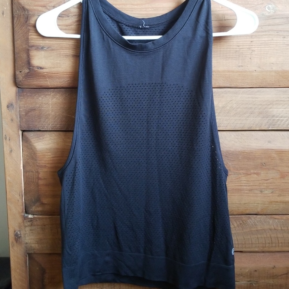 Lululemon muscle tank